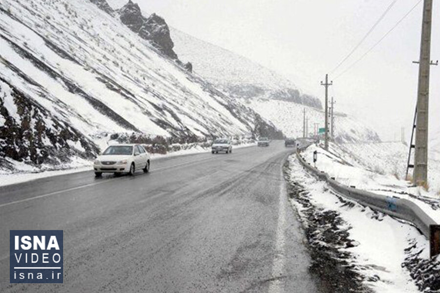 ویدیو/ جاده‌های کوهستانی البرز زیر برف