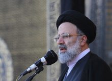 شهید رئیسی به شعار خود عمل کرد و تا پای جان برای سربلندی ایران کوشید